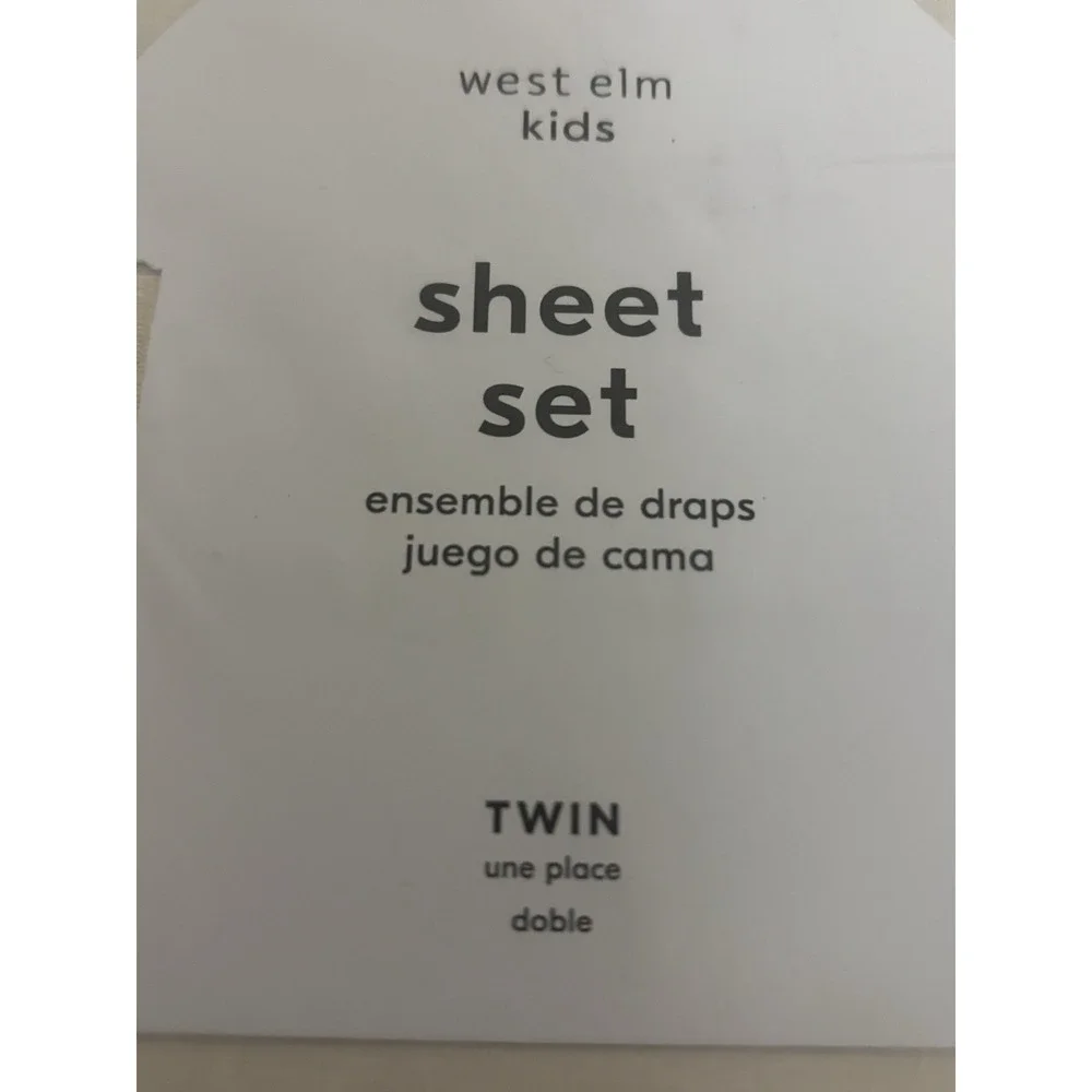 West Elm Kids Trick or Treat Glow in the Dark Halloween TWIN 4 Pc Sheet Set NEW